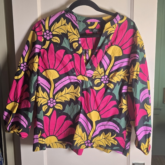 J. Crew Floral V-Neck Quarter Sleeve Top Size Small - Picture 2 of 6